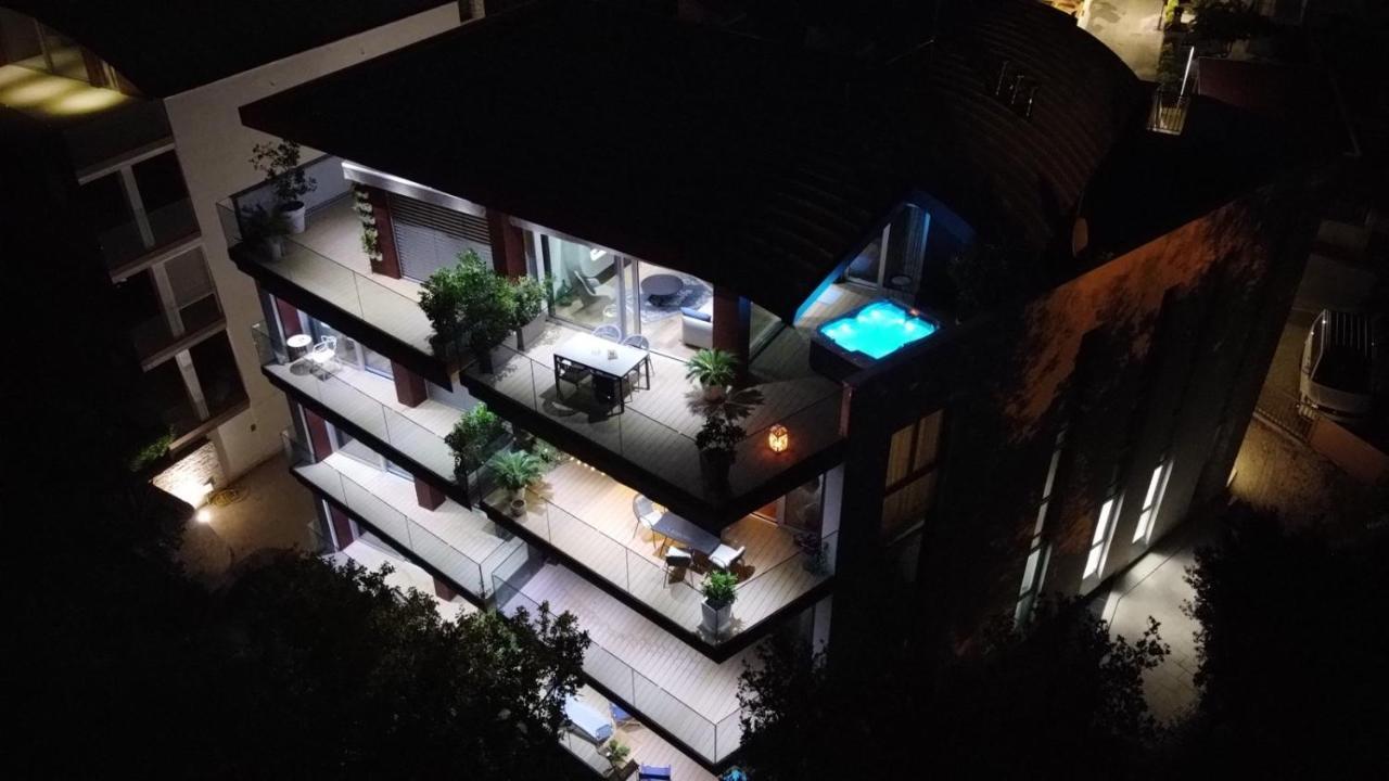 The Q Superior - A Penthouse With Jacuzzi And Sauna Rovinj Kültér fotó